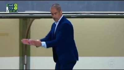 O Sylvinho e a sua linha de 4