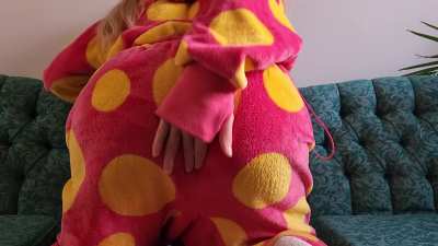 I love easy access 🥵