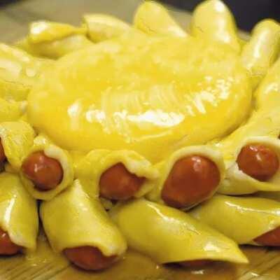 Pigs in a Blanket Baked Brie [OC]