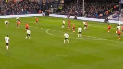 Darwin Nunez - Maior número de grandes chances perdidas por um jogador do Liverpool em uma ÚNICA temporada (38)