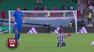 Bono and his son, one of the cutest moments of the World Cup !