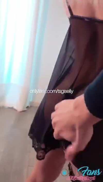 Tell me if I'm Wrong ! .. We all need a T-Girl like her to wake up to every Morning !!