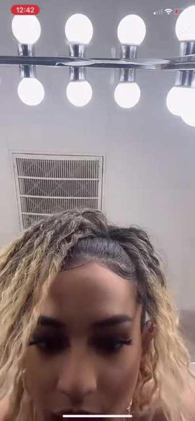 I love strippers 😍