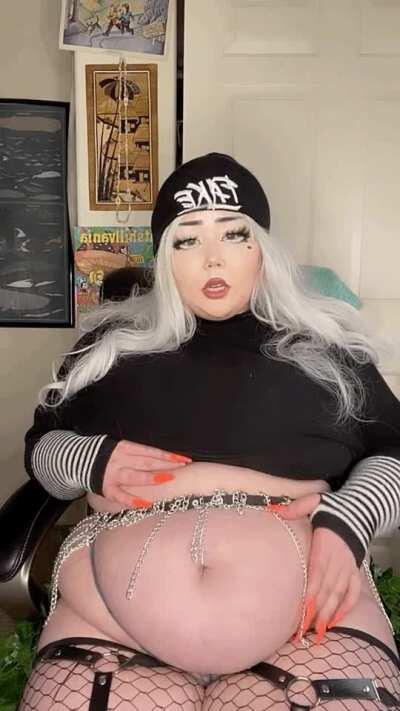 i’m so close to 300 pounds... i can’t believe it honestly! 🤩🤩