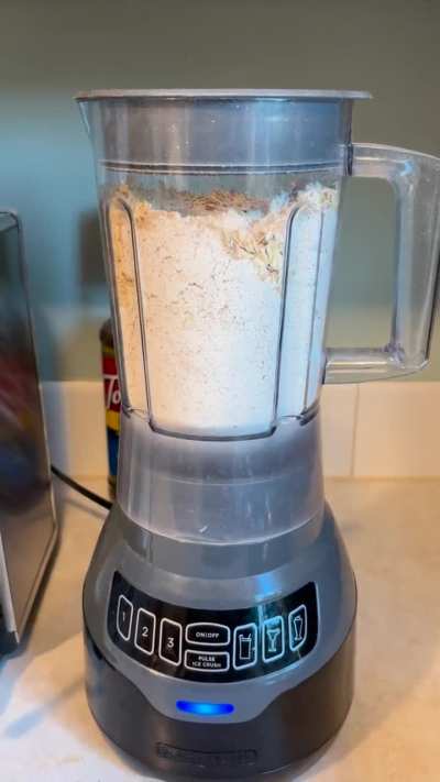 Blending Oatmeal