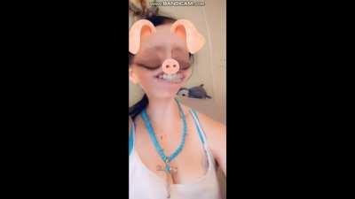 some woman posted this in a group for horror movies, i swear i didnt edit any of this