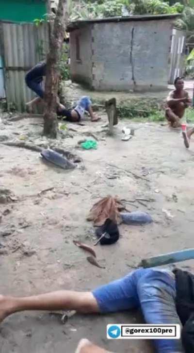 3 bandits who allegedly assaulted an elderly woman get punished by locals