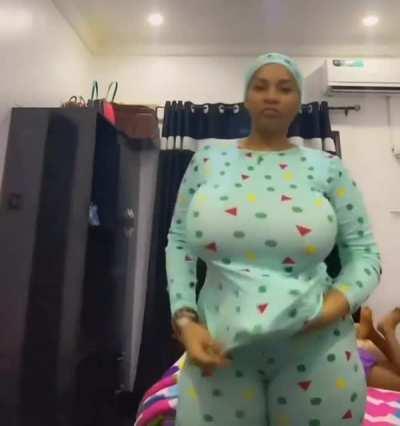 Twin mountains 💦💦💦