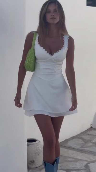 White dress in Instagram Story from 30 July 2023