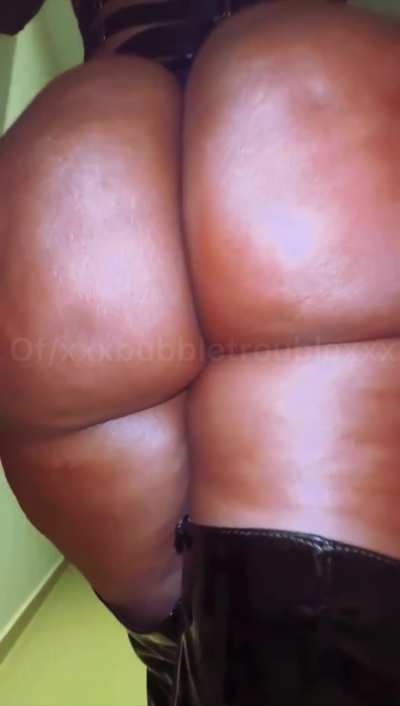 Can I be your fun buns 🙇🏻‍♀️💕