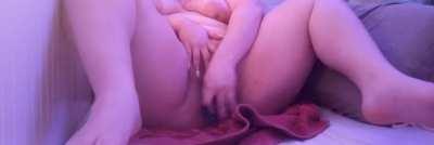 come watch me squirt ♡