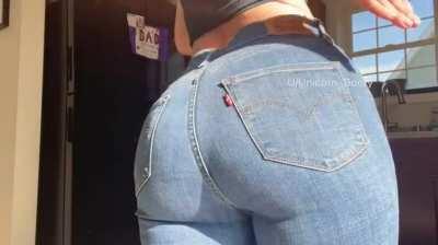 If you saw me in these jeans, you’d spank me too…