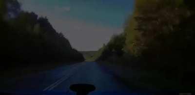 3 passengers and driver are torn to pieces after very high speed head on