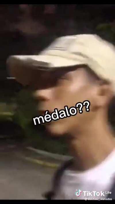 Contexto: el primero que se trabe hablando, pierde.