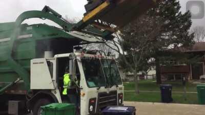 Garbage Truck has a Bad Day