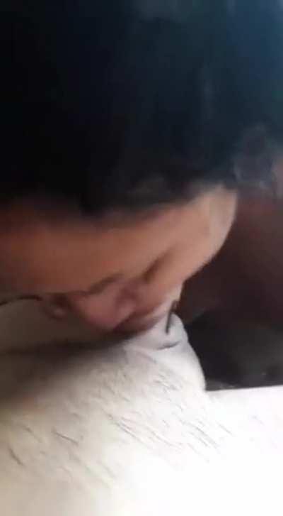 EXTREMELY HORNY BABE GIVING BLOWJOB TO HER BOYFRIEND [LINK IN COMMENT]💦💦