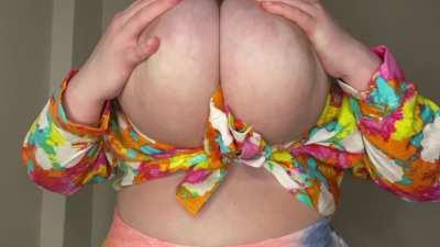 I love squeezing them 😏