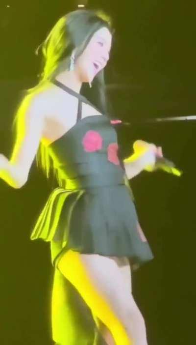 More jisoo~ so obsessed💕