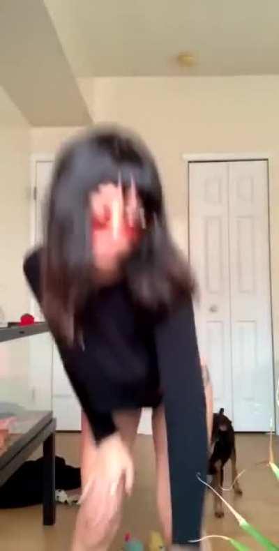 It’s our favorite thots birthday today