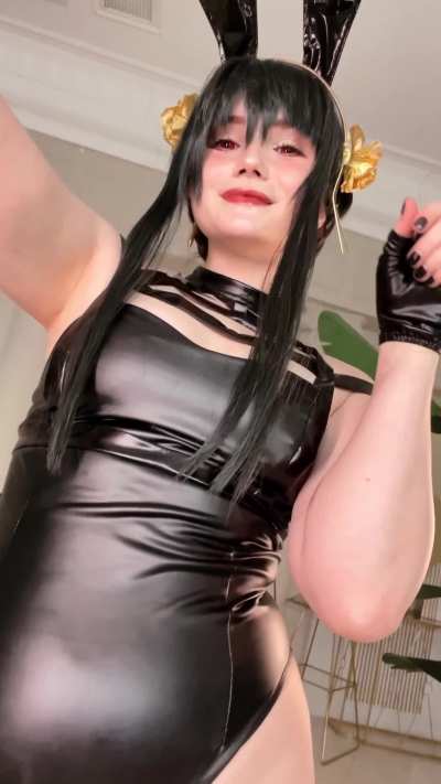 Yor Forger cosplay by Neyrodesu