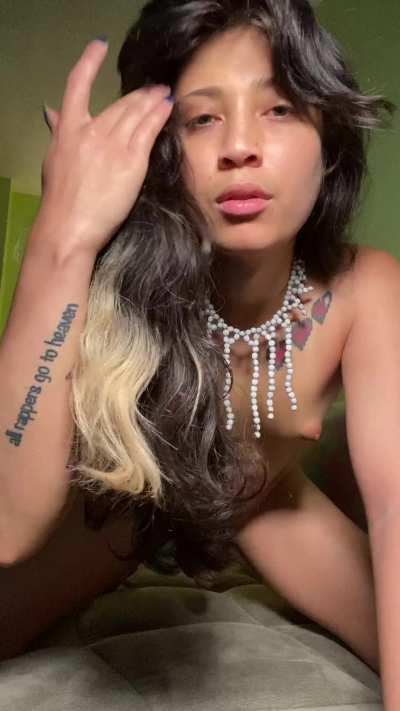 My eyes are up here 👁️✨