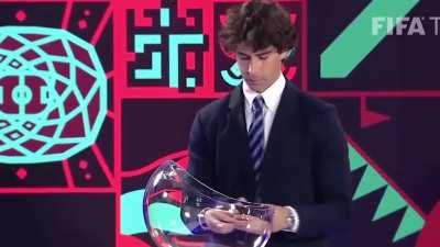 Bottom text (shoutout to maqwell)