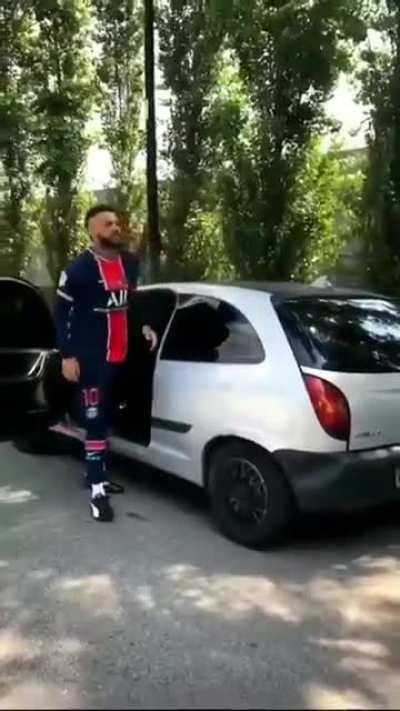 the meeting of the greatest icons of Brazilian football (neymar, chives, gabigol, ronaldinho and pelé).