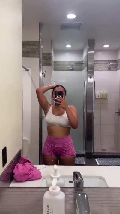 She looks so good 😍