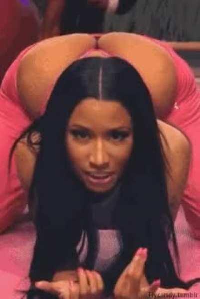 Jerking to Nicki Minaj fat ass