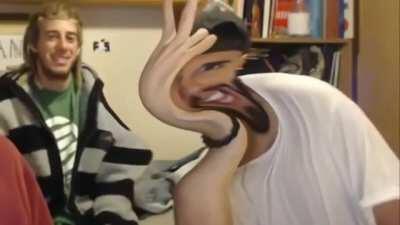 cuando tras 9 meses tu ex vuelve con un mini juan