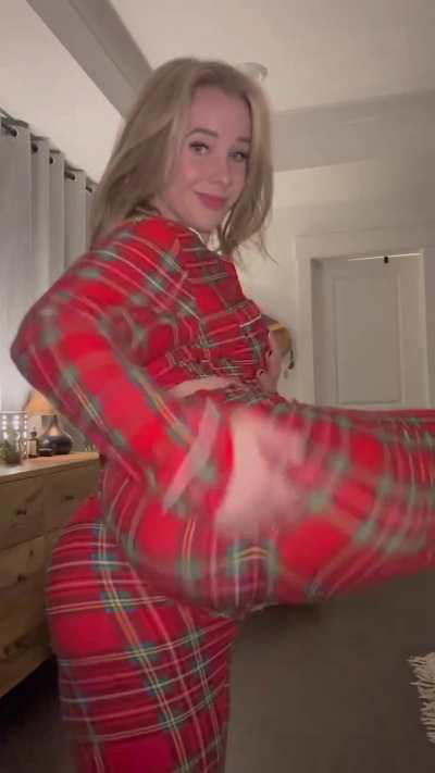 Okay we are about 4 days left from finishing this months and i say we make the last 4 days extra hard to make it a lasting achivement to be proud of :D