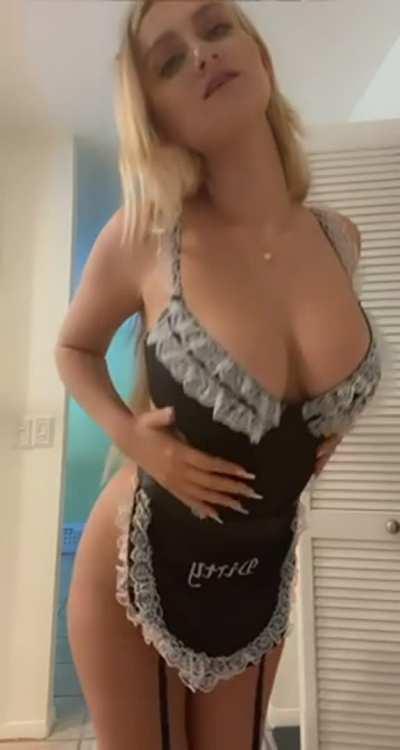 Would you fuck me like a needy slut? 🥺🥺🥺