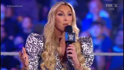 One year ago today, Charlotte Flair hypnotizes the whole crowd with 