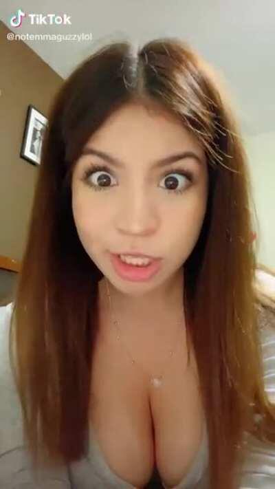 Cute face and big titties