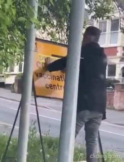 Now the sign is acceptable!