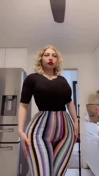 Soft & Jiggly No.291 (Too Much Or…?) 🍑