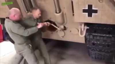 How to build friendship