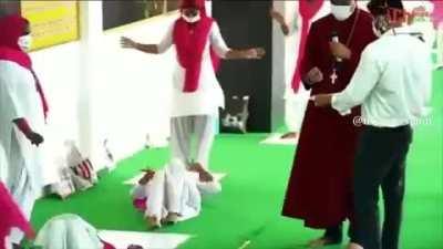 Center fresh to naaluka, this thing to body. Labalabalaadisthundhi