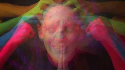 Color ghosting 400ug of LSD