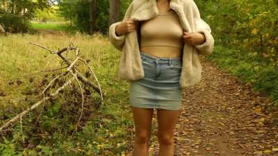 Flashing Pussy Near Strangers