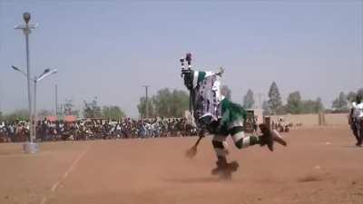 Hardest dance in the world, Zahouli dance (Earth walk)