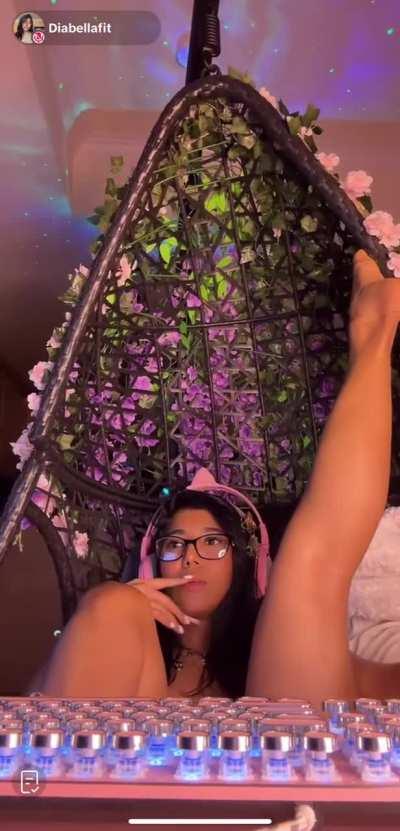 diabellafitxo anybody got more? 