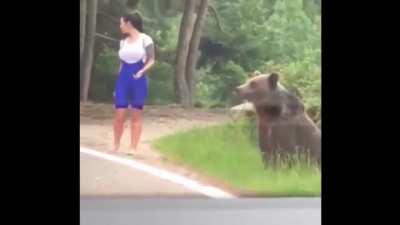 Oh look at the cute bear.