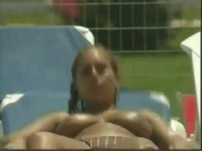 Beach Chair Fail With Successful Outcome