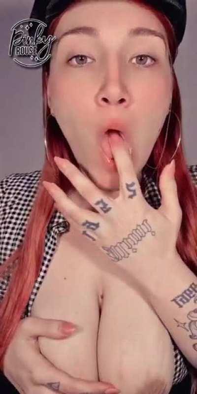 Somos 6k ✨️🥺 No se olviden de seguirme en mis redes sociales: Link en mi perfil ❤️‍🩹