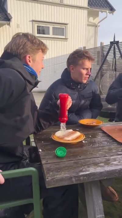 A rather wet brunch with the fellers