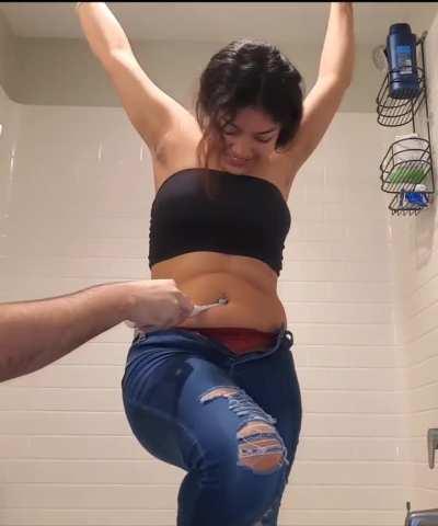 Valerie Bellybutton Tickle