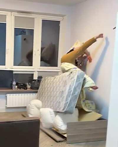 That shock on his face tho