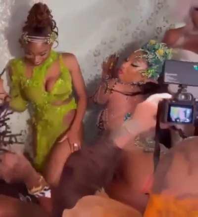 damn can the white man move 😂😂