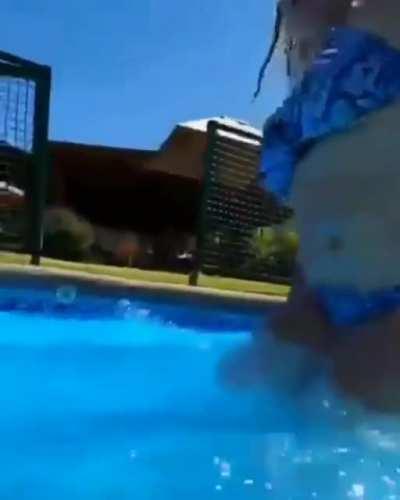 Latin Bad Gyal 🇨🇱🔥 (@chika_)